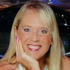 Debbie Leoni